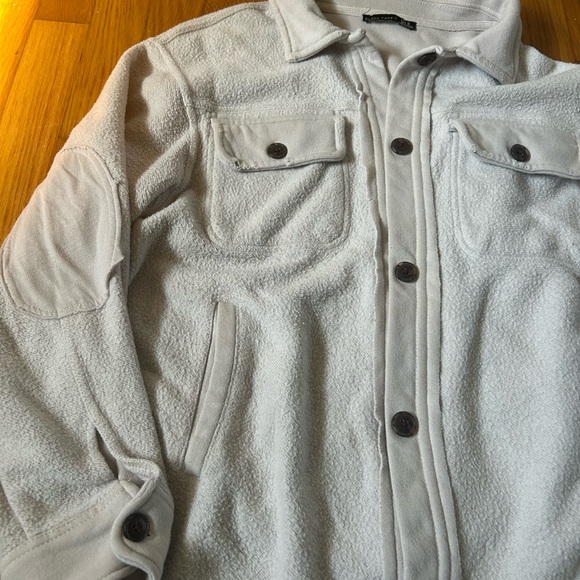 Beige shacket - Picture 2 of 4